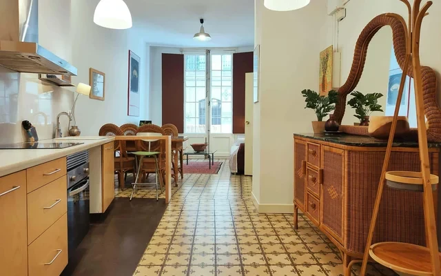 SP1- Centrally located, unique with balcony! 2