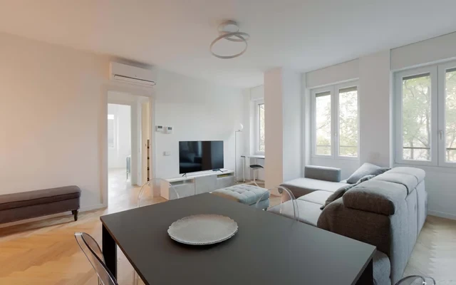 Bright new apartment Porta Vittoria 4