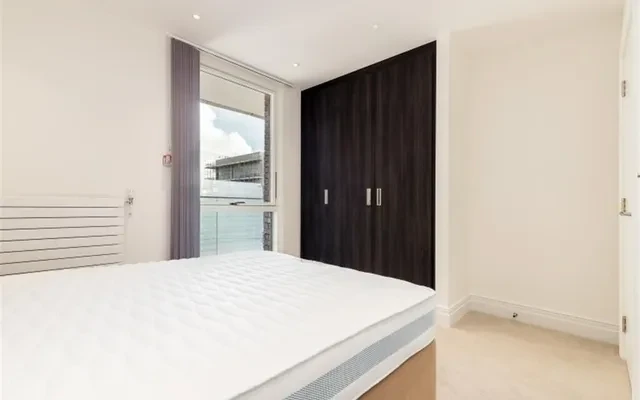 LH-Hamond Court development by Berkeley Homes - chỗ ở sinh viên tại Luân Đôn