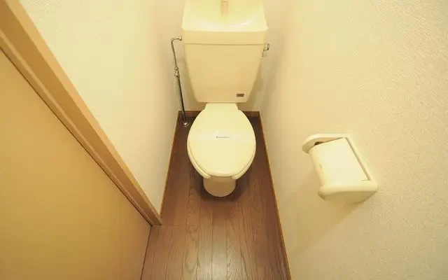 レオパレス高岡 4