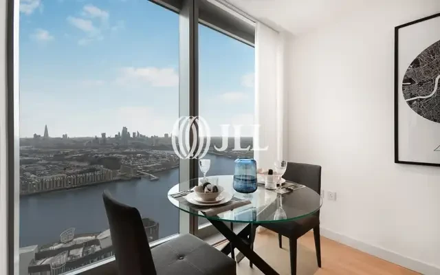 Landmark Pinnacle, London E14 4