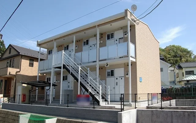 ラ　ピエーノ 0