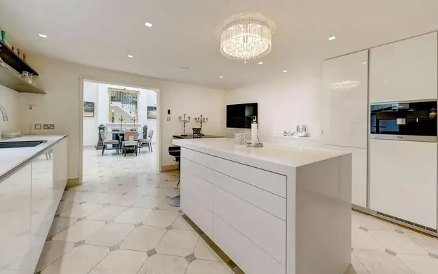 Wilton Place, Belgravia, London, SW1X 8RH 1