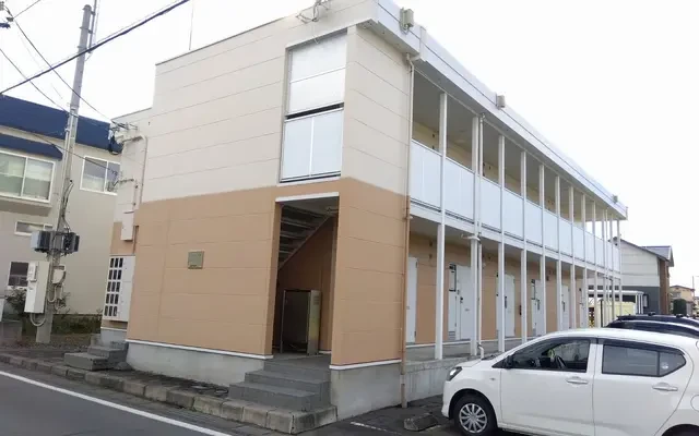 レオパレス恵 0