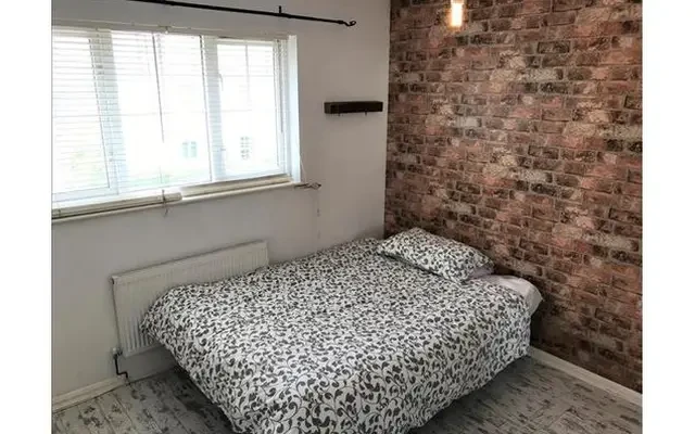 37-47 Coombe Dale, Sea Mills, Bristol, Avon, England, BS9 2 3