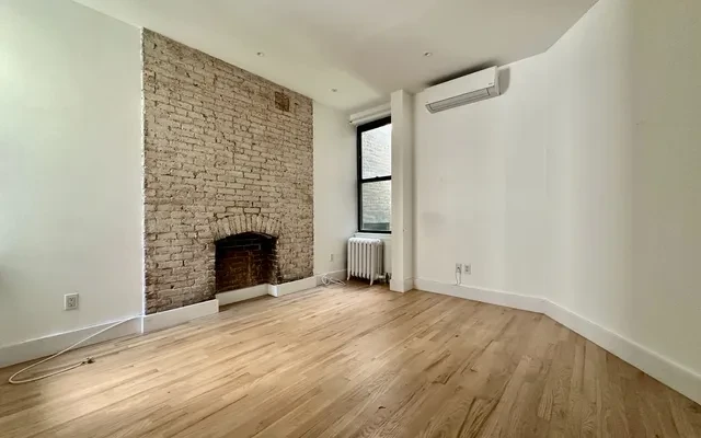 29 West 12th Street 2
