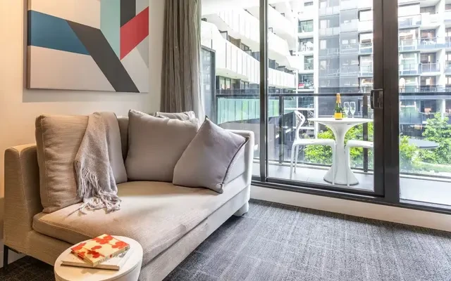 Richmond, Melbourne - メルボルンの学生向け宿泊施設 - Studio King Suite