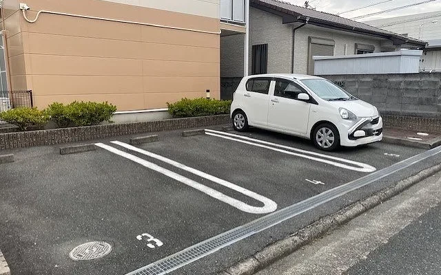 レオパレスエクレール 2