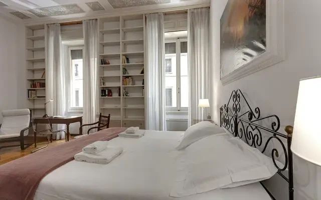 Via Zara 4