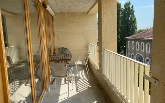 Neat single bedroom near the centre of Lyon - Lyon student accommodation - Single bedroom