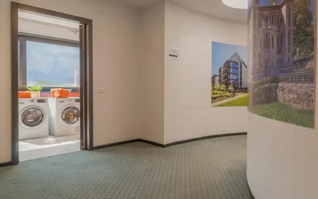 Ensuite single bedroom in North Trento 3
