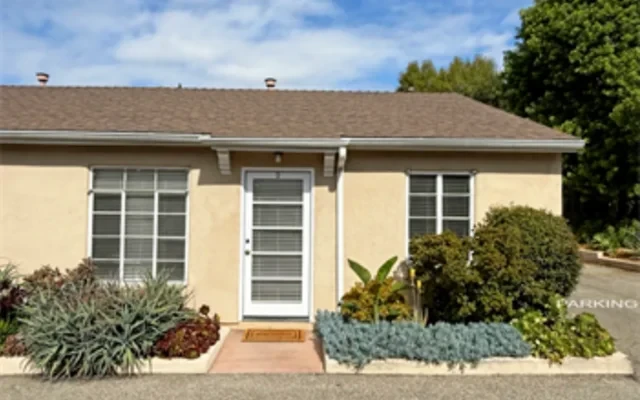 1212-1216 Alta Vista Road - Santa Barbara student accommodation