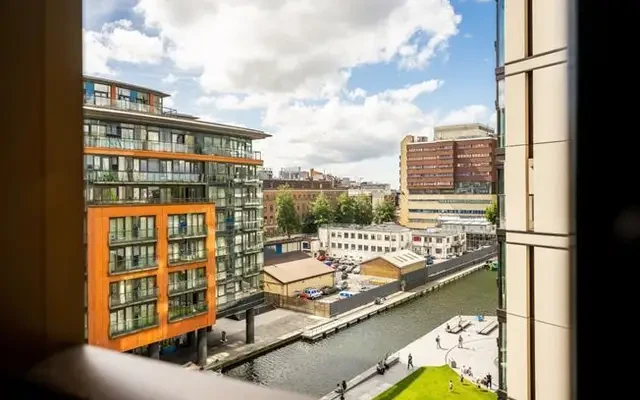 London, W2 1AZ 4