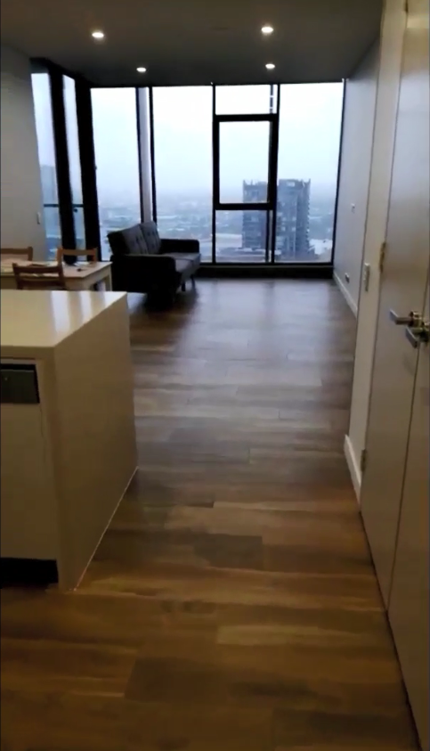 2 bedroom 2 bathroom