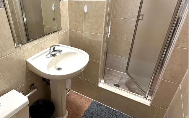 Union Square Apartment 4