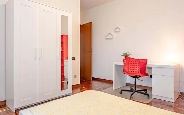 VIA ORNATO 110 A <br> PRIVATE ROOM S1 3