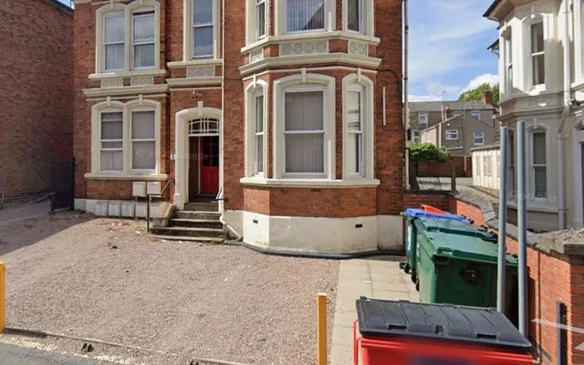 Flat5, 5 Queen Victoria Rd - Coventry student accommodation