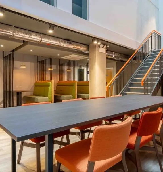 iQ Elgin Place