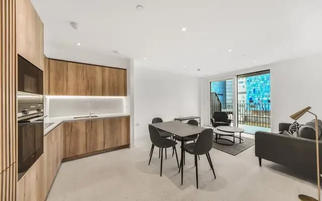 Georgette Apartments, E1 4