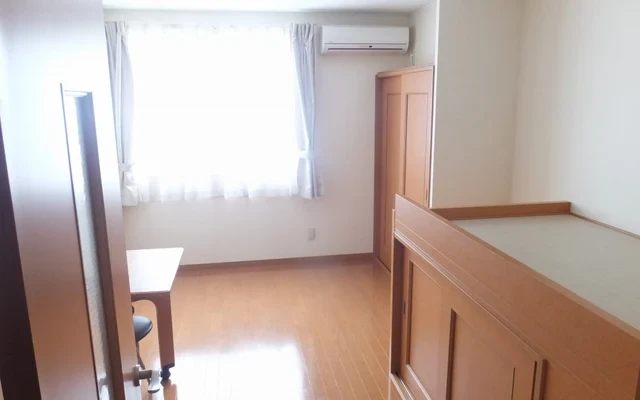 レオパレスアルビレオ – Studentenunterkunft in Murakami市 – 105号房间(带独立厨房)