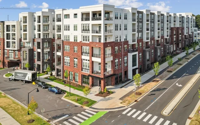 The Hartley at Blue Hill Apartments 0