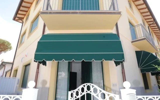 Apartment in Via Giosue Carducci, Marina di Pietrasanta for 100 m² with 2 bedrooms 0