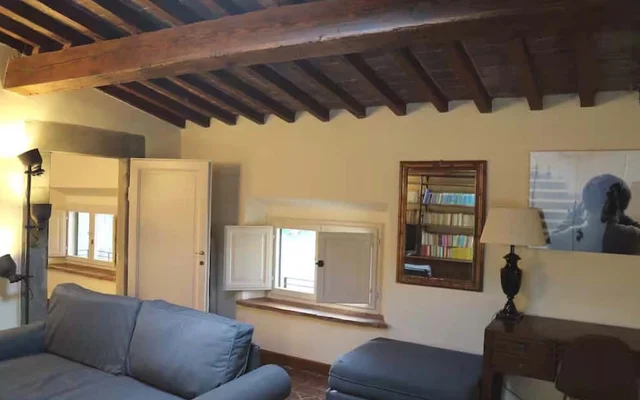 Appartamento in Via Maffia, Firenze (Centro Storico) 2