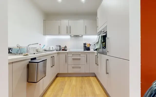 Beckton 12925# 4