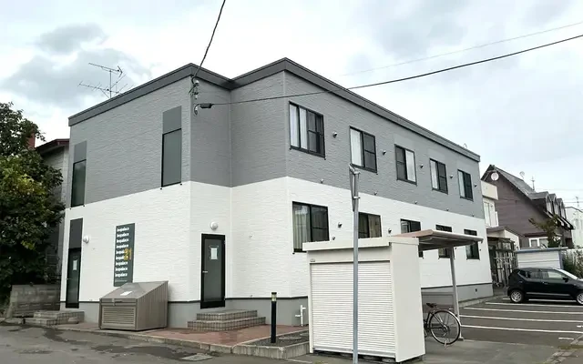 レオパレスプレミール - ที่พักนักศึกษาในเมืองอิชิคาริ