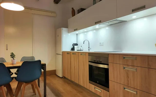 Best location in El Born, modern & super comfy 4