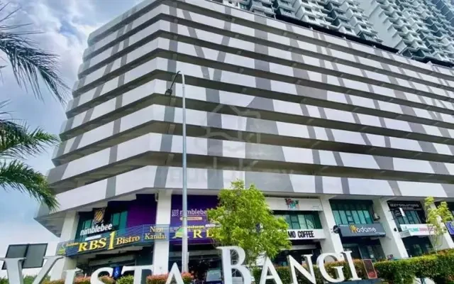 Vista Bangi Service Apartment 0