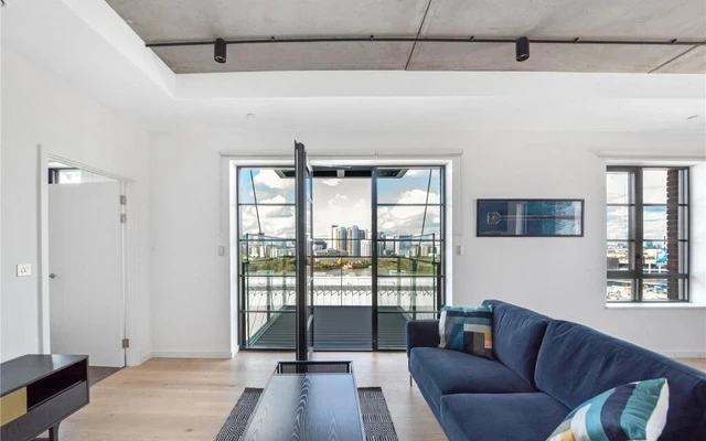 LH-Orchard Place - ที่พักนักศึกษาในลอนดอน