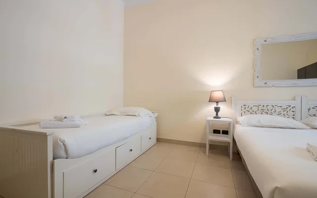 Apartment in Viale del Vignola, Roma for 70 m² with 1 bedroom 3
