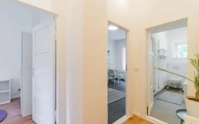 Snug 1-Bedroom apartment close to Volkspark Friedrichshain 0