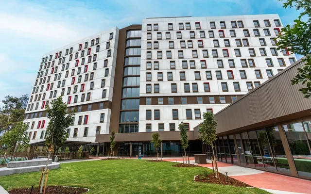 Griffith University Village - chỗ ở sinh viên tại Bãi biển Vàng