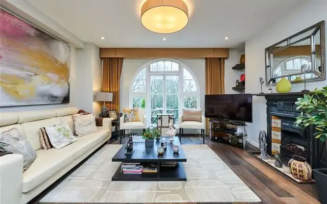 Morshead Mansions 1