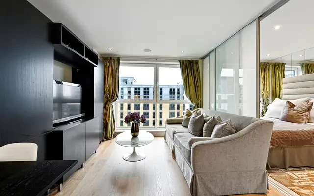 Octavia House, Townmead Road, London, SW6 2FJ 0