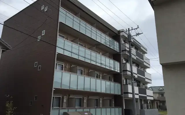 ヴィラ　セゾン幕張 0