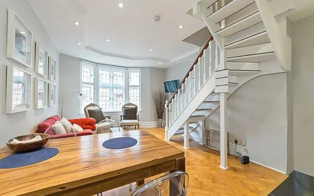 Glendower Mansions, Glendower Place, South Kensington, London, SW7 3DS 0