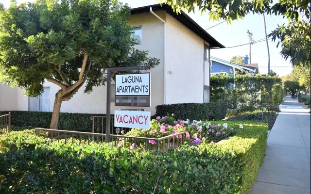1521 Laguna Street - Santa Barbara student accommodation