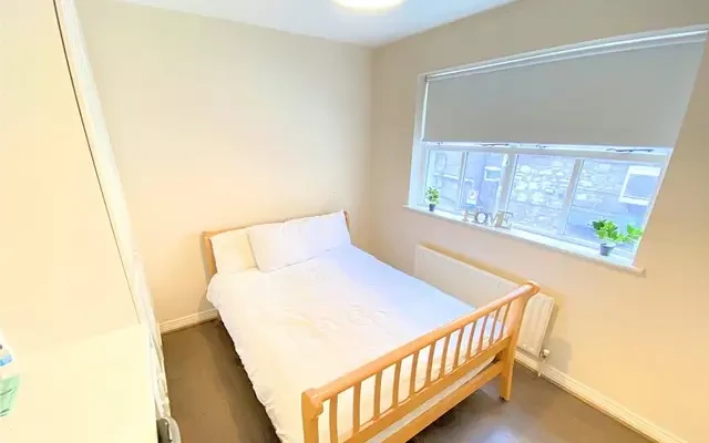 11 James Street - Cork student accommodation - Double Room