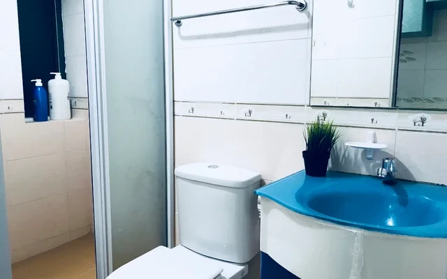 (LM) Yau Ma Tei Long Ma Building (whole rental, 3 bedrooms and 1 bathroom, 3-4 people) 4
