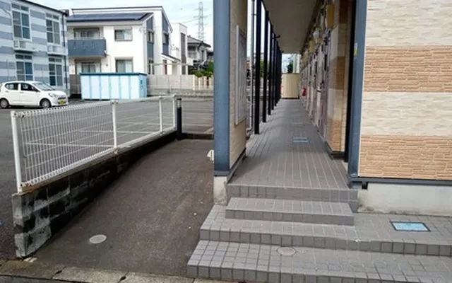 レオパレスカルチェ - Hiratsuka student accommodation