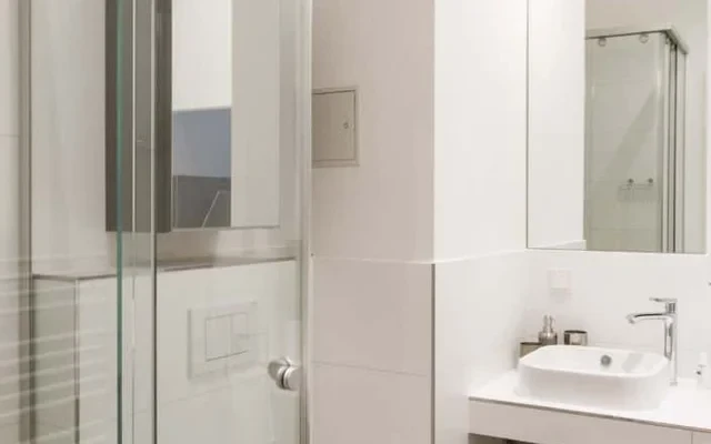 4 Rooms with Balcony near U-Seestrasse (Wedding) 2