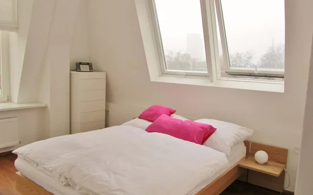 Best Westend: Full-Serviced Elegant Penthouse-Apartement between Park and City Center 1