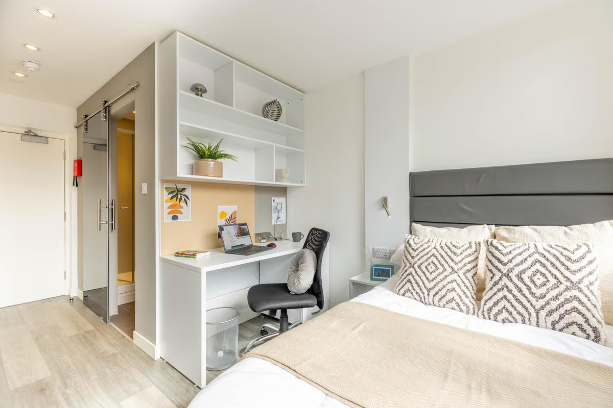 uhomes.com | Student Accommodation, Housing, Flats, Apartments for Rent