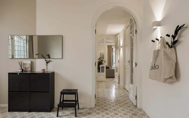 Rinca - 4 bedrooms and office in Vila de Gracia 2