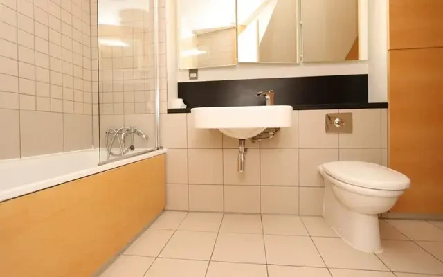 apartment near Becquerel Court,West Parkside 3