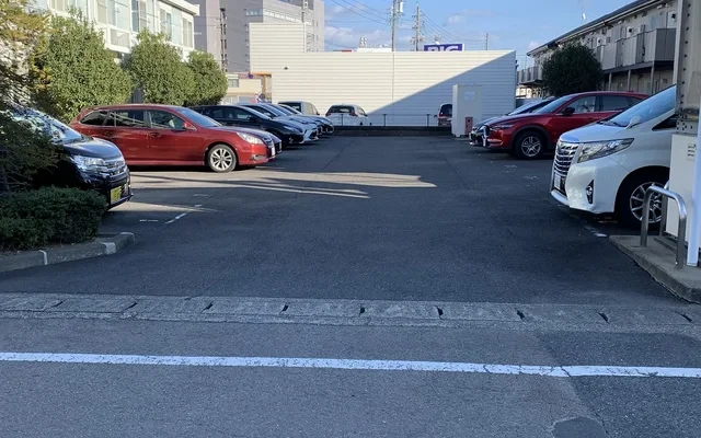 レオパレスフェニックス 1