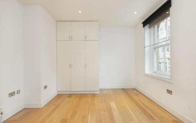 LH-Berwick Street - London student accommodation